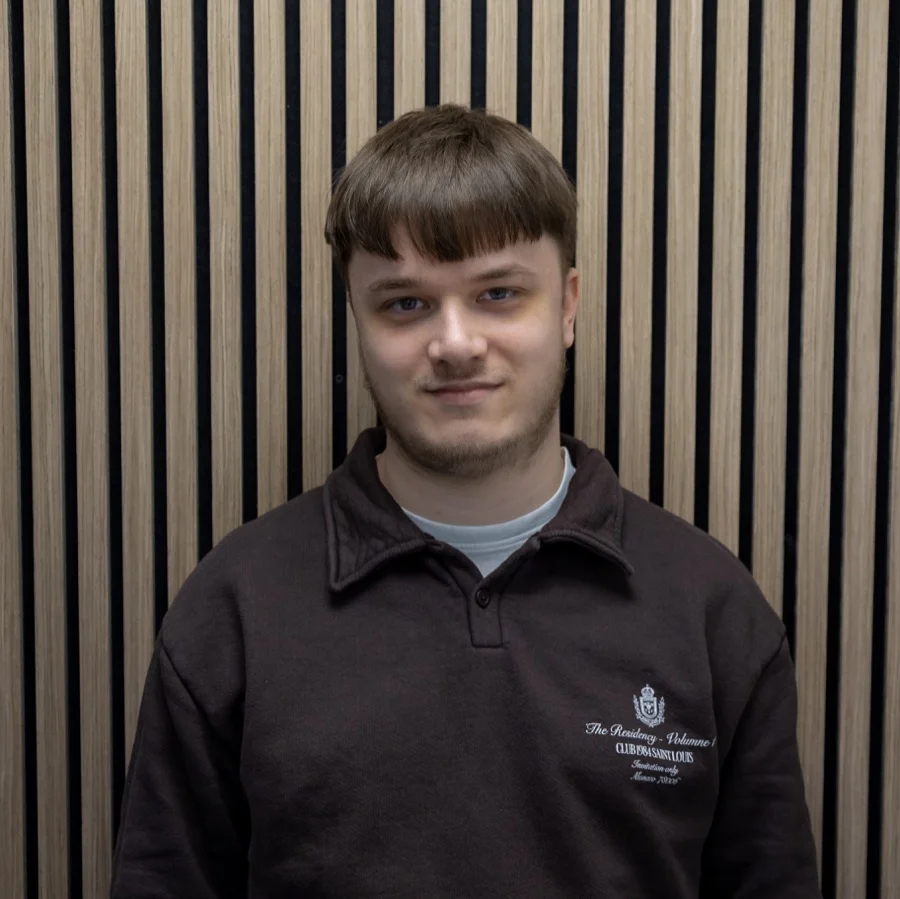 Joe Bellinger, web designer and graphic designer in Portsmouth